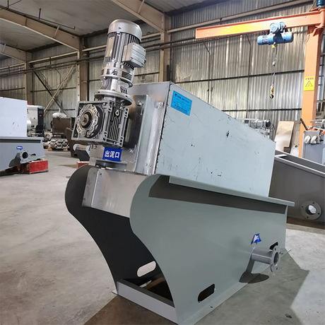news_main_image_XLT-screw-press-dewatering-machine124391085011451834.png